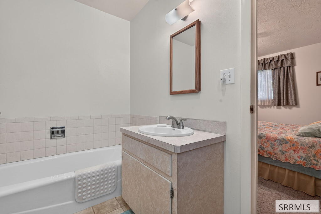 640 W Arimo Road Property Photo 13