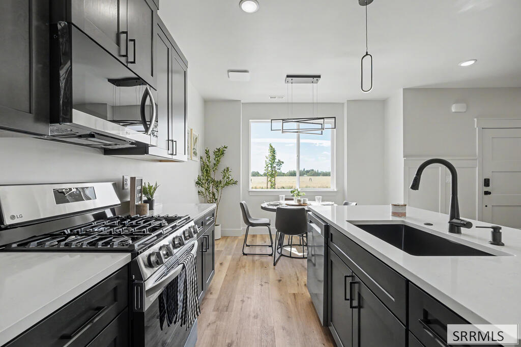 2188882 Property Photo 18