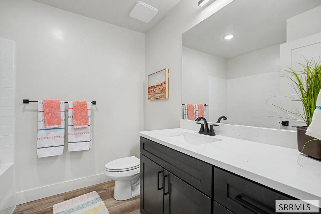 2188882 Property Photo 30
