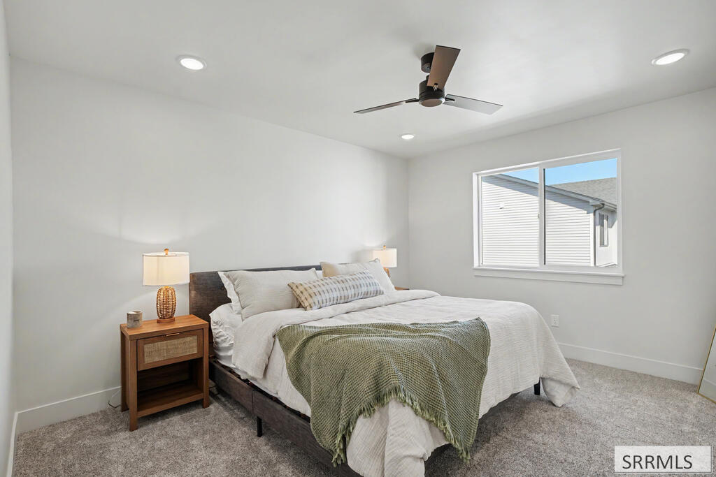 2188882 Property Photo 35