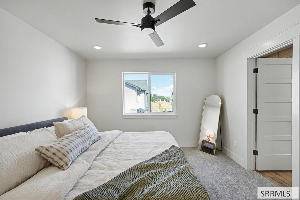 2188882 Property Photo 36