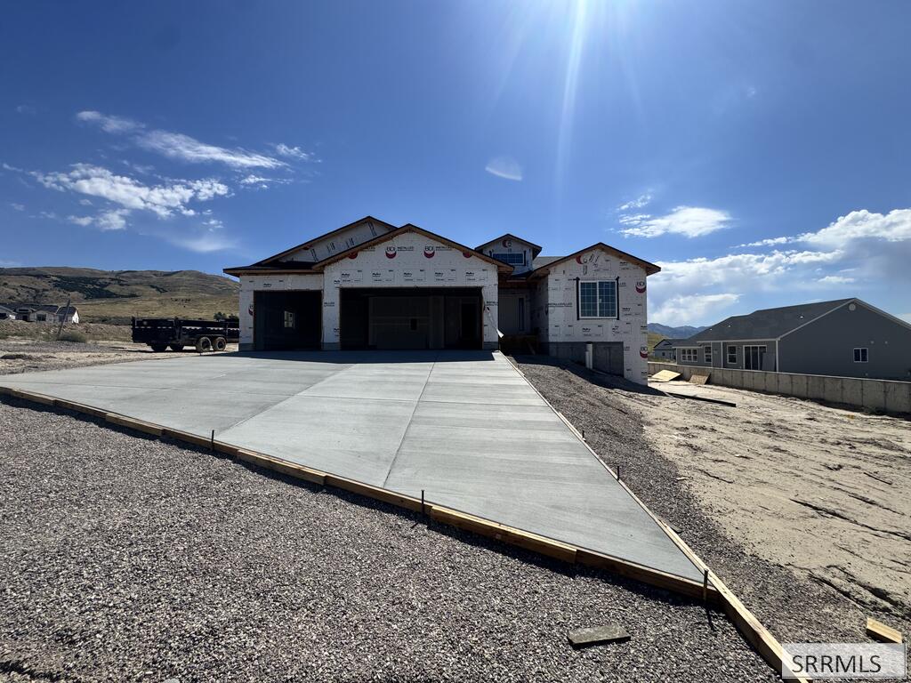 1705 Dumas Circle Property Photo