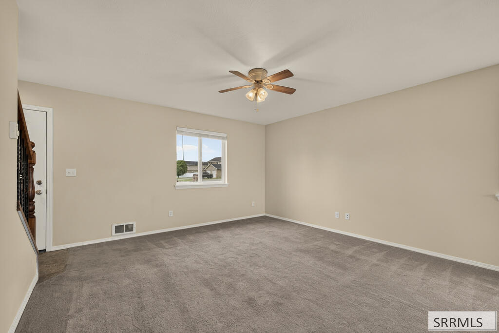 2085 Cassidy Drive Property Photo 5