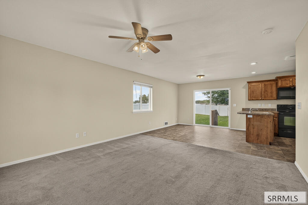 2085 Cassidy Drive Property Photo 7