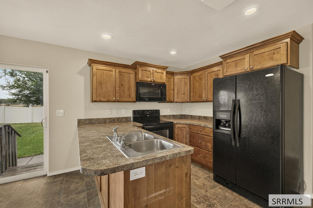 2085 Cassidy Drive Property Photo 11