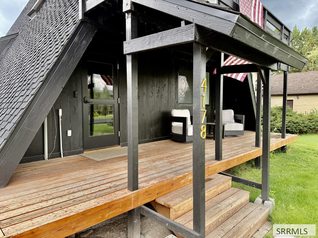 4178 Grand View Road Property Photo 4