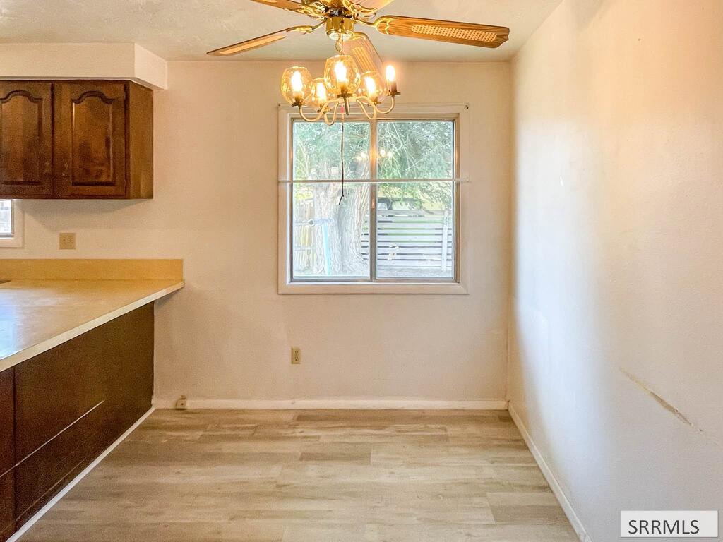 1381 Peach Property Photo 6