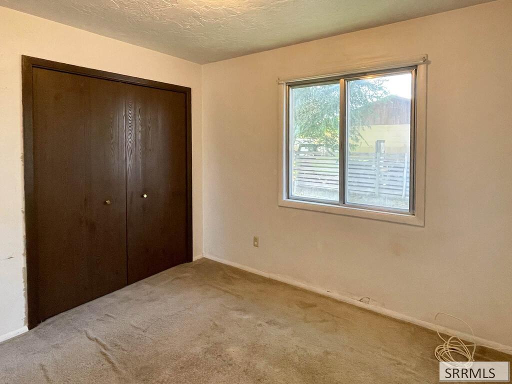 1381 Peach Property Photo 8