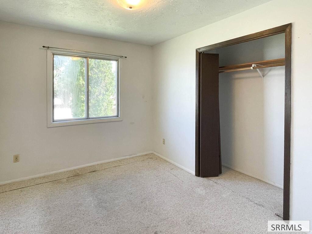 1381 Peach Property Photo 10