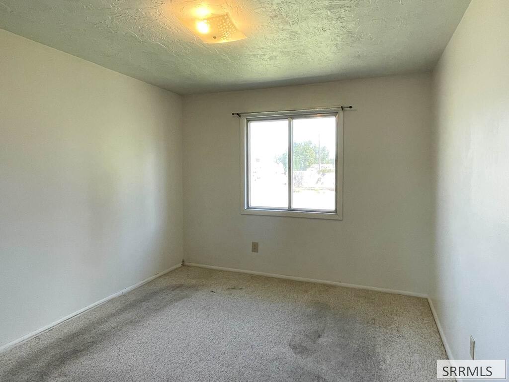 1381 Peach Property Photo 11