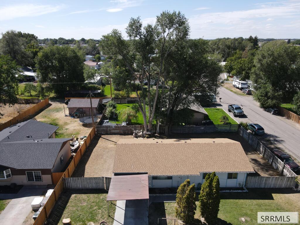 1381 Peach Property Photo 12