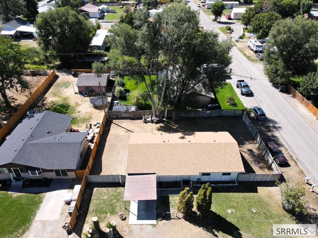 1381 Peach Property Photo 13