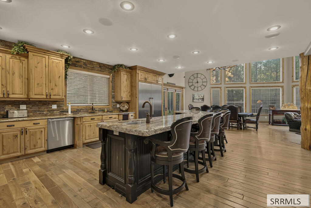 4485 Sandstone Property Photo 14