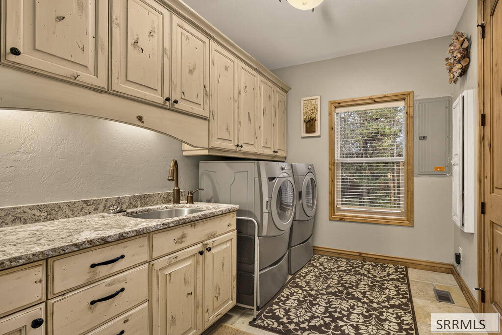 4485 Sandstone Property Photo 21