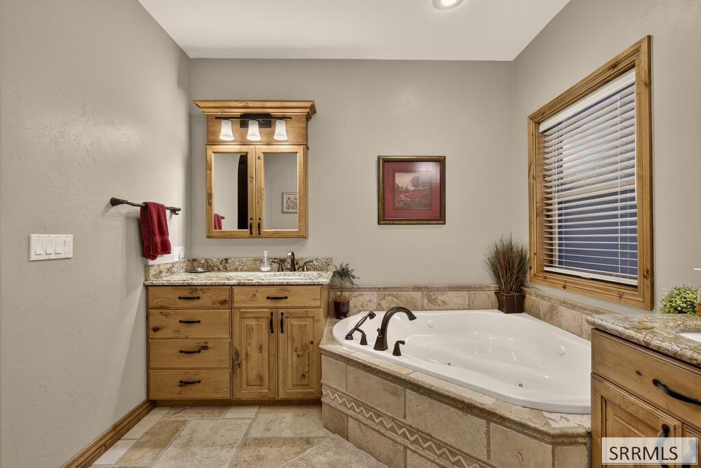 4485 Sandstone Property Photo 29