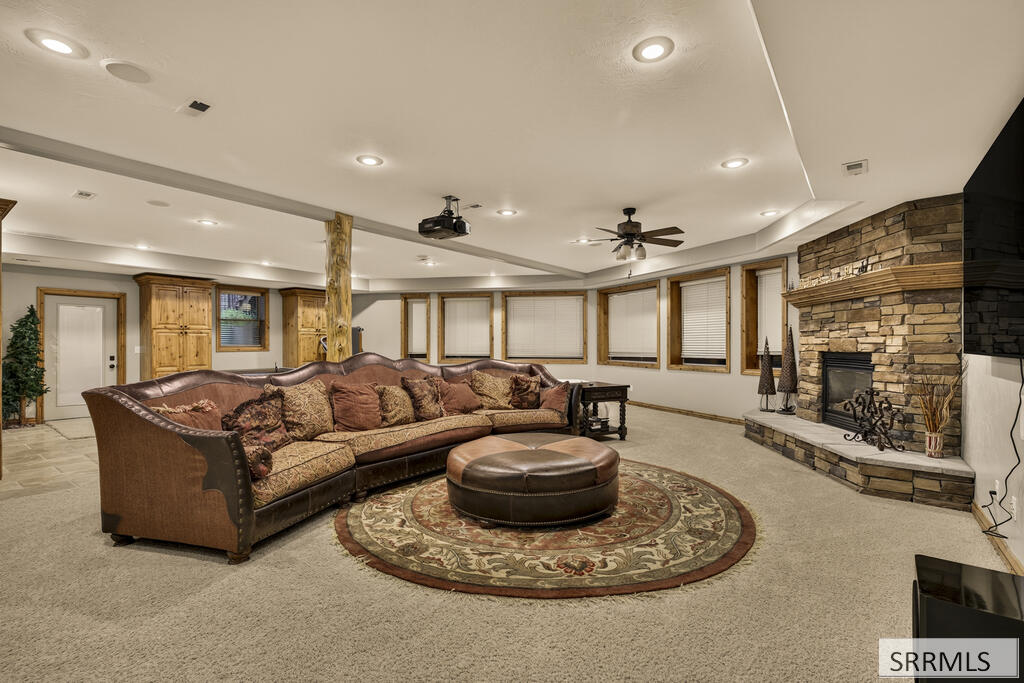 4485 Sandstone Property Photo 33