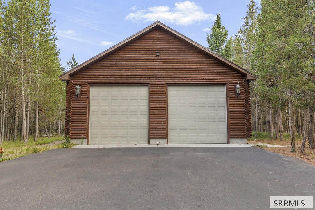4485 Sandstone Property Photo 95