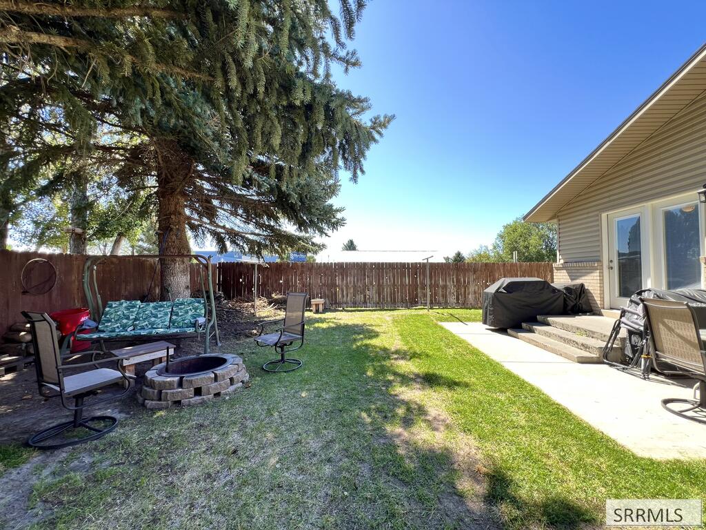 2 Brandon Drive Property Photo 3