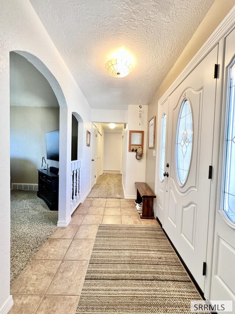 2 Brandon Drive Property Photo 8