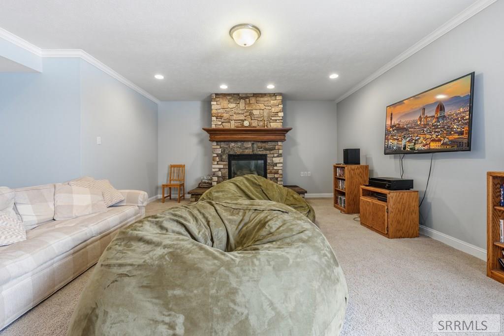 626 Autumn Court Property Photo 55