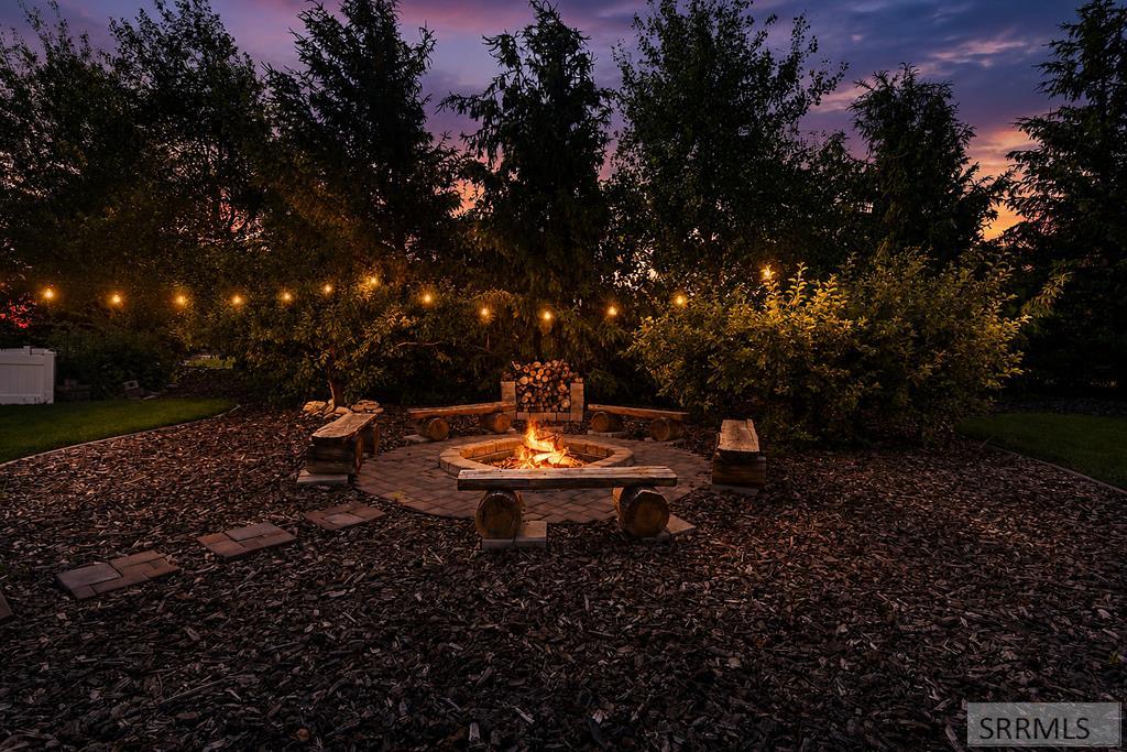 626 Autumn Court Property Photo 73