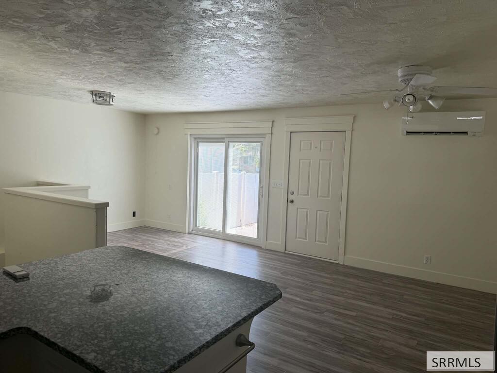 1065 Canal Property Photo 18