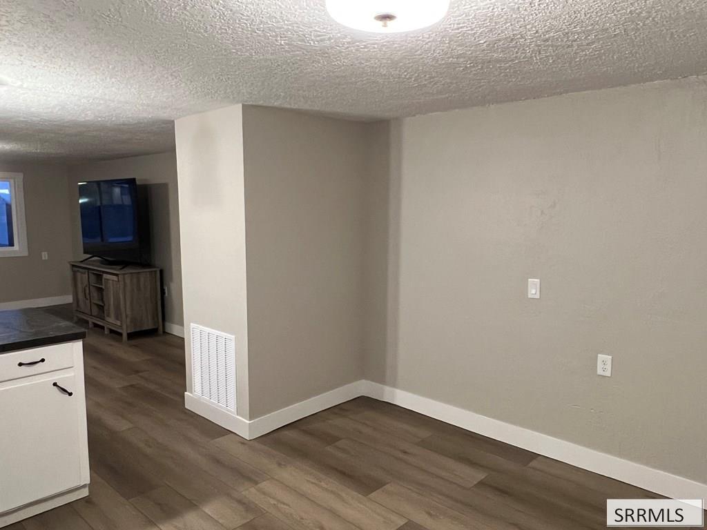 461 Lomax Street # A Property Photo 5