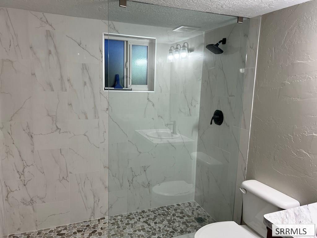 461 Lomax Street # A Property Photo 10
