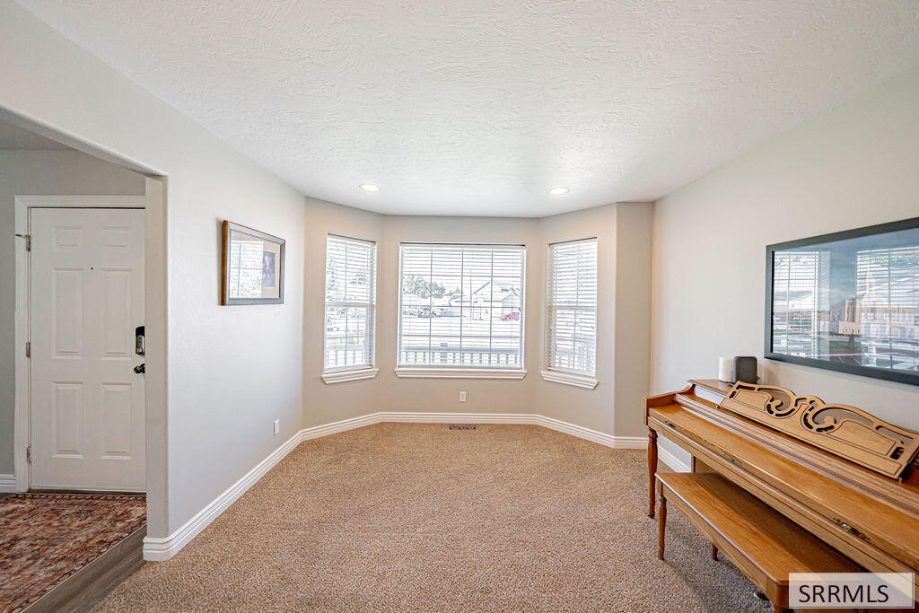 1365 Amaya Circle Property Photo 12