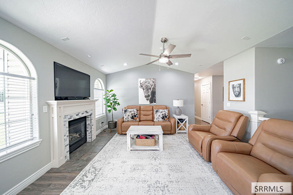 1365 Amaya Circle Property Photo 16
