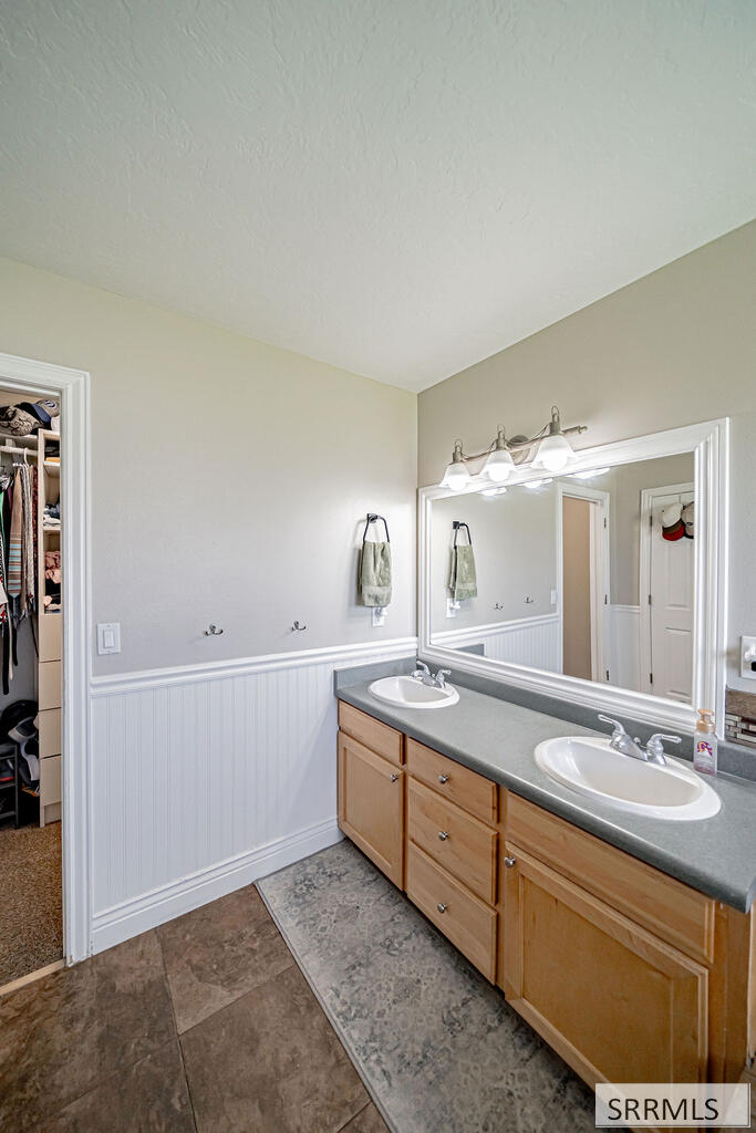 1365 Amaya Circle Property Photo 35