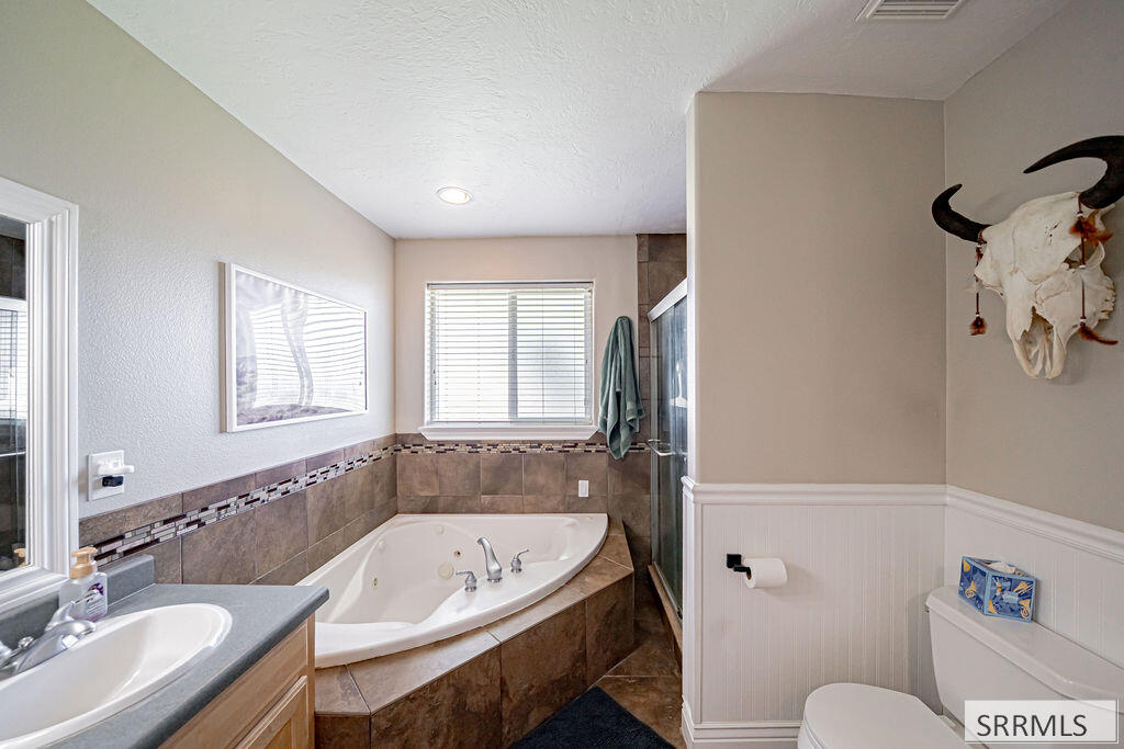 1365 Amaya Circle Property Photo 38
