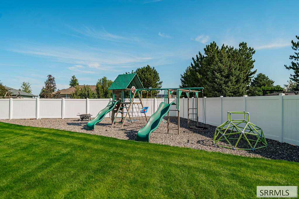 1365 Amaya Circle Property Photo 66