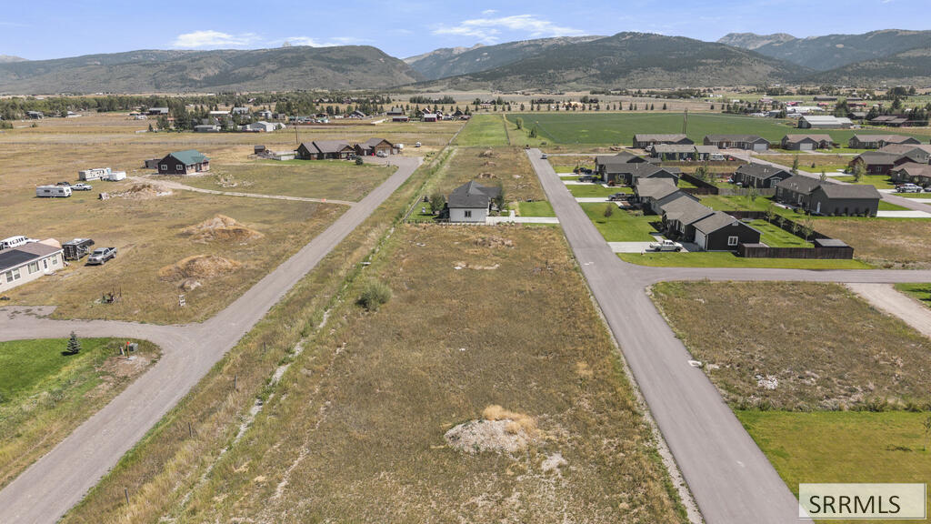 882 Stone Crop Rd Property Photo 7