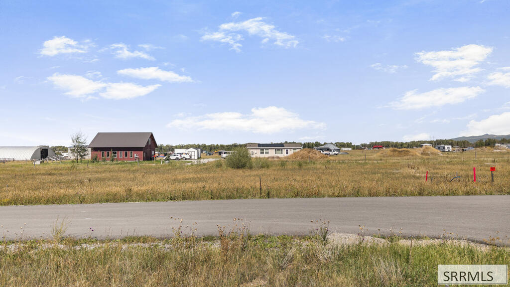 882 Stone Crop Rd Property Photo 14