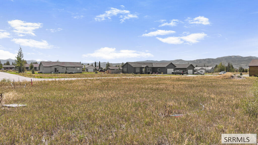 882 Stone Crop Rd Property Photo 18