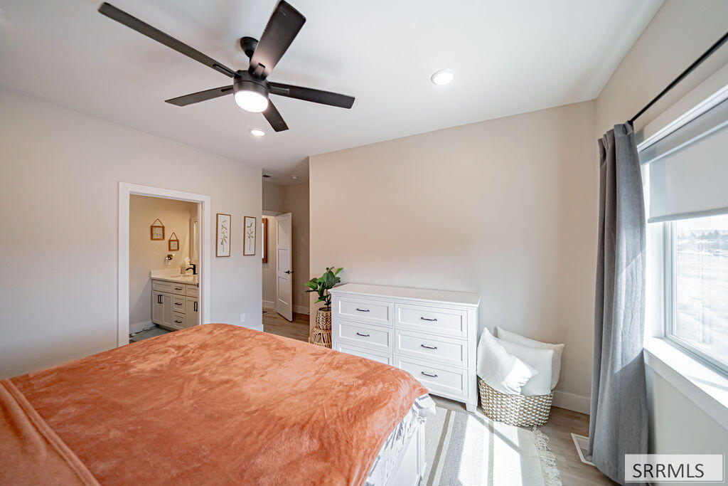 473 Easy Street Property Photo 28