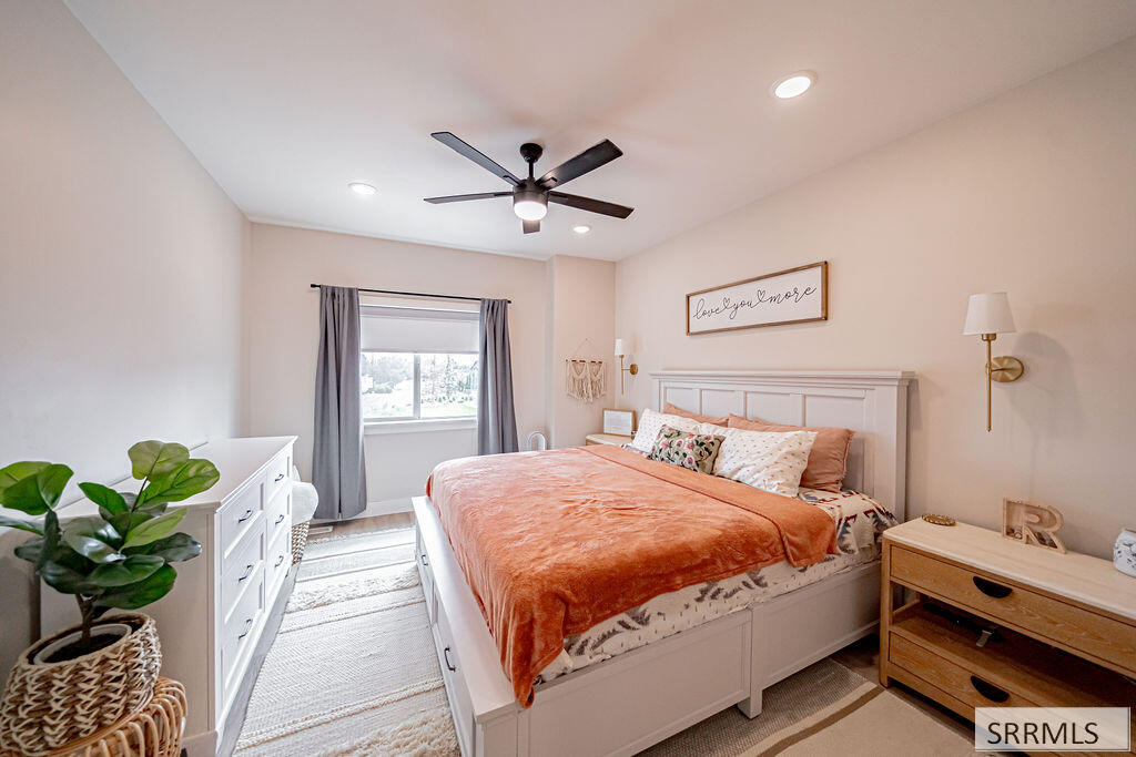 473 Easy Street Property Photo 30
