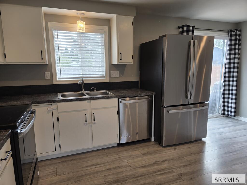 660 S 2nd E Property Photo 10