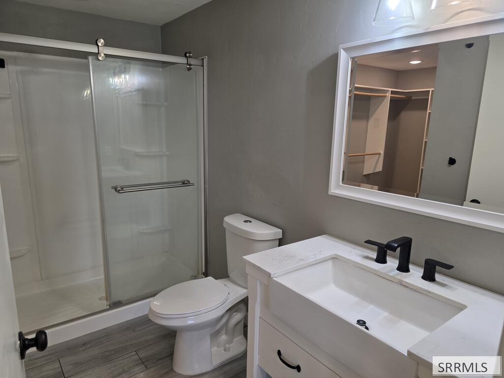 660 S 2nd E Property Photo 15
