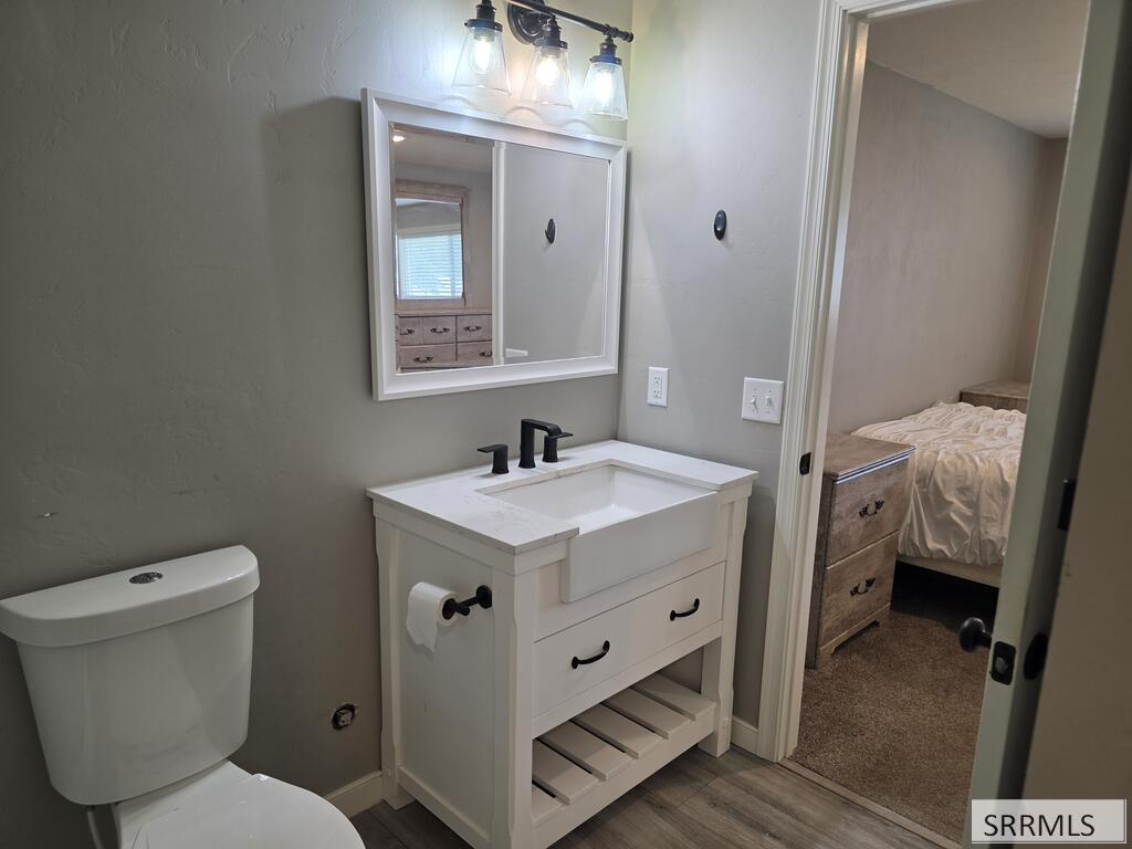 660 S 2nd E Property Photo 18