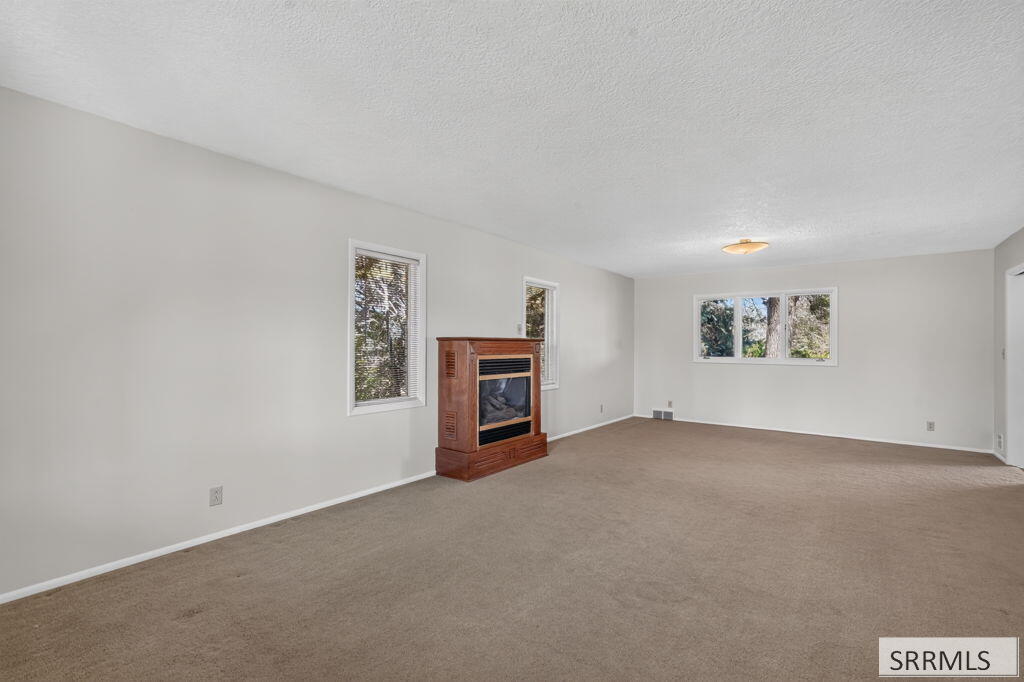 1417 N 1100 E Property Photo 12
