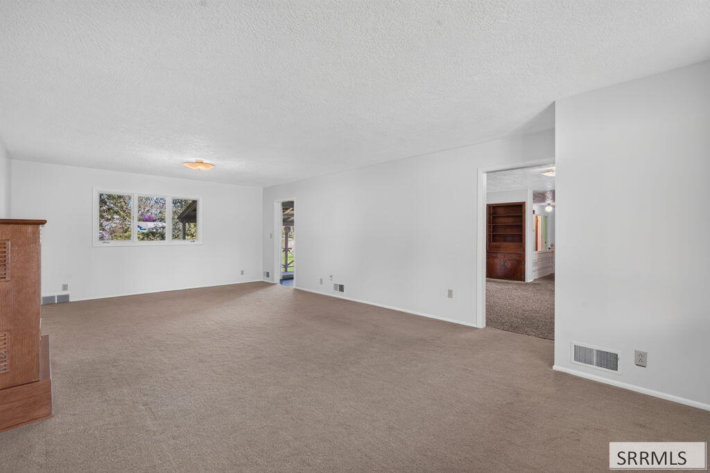 1417 N 1100 E Property Photo 13