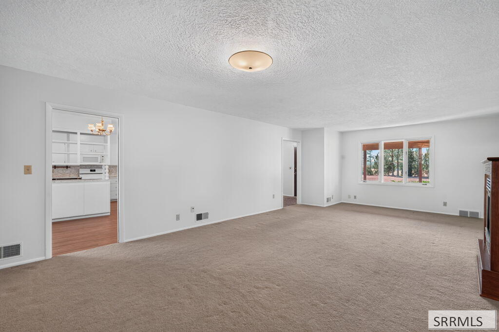1417 N 1100 E Property Photo 14