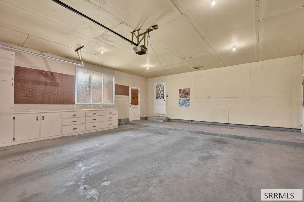 1417 N 1100 E Property Photo 46