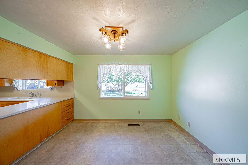 3050 E Iona Road Property Photo 11