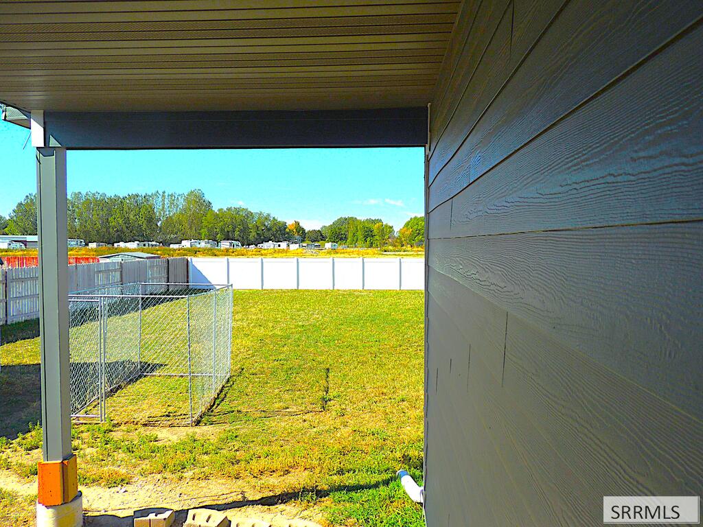 27 N White Pine Lane Property Photo 9