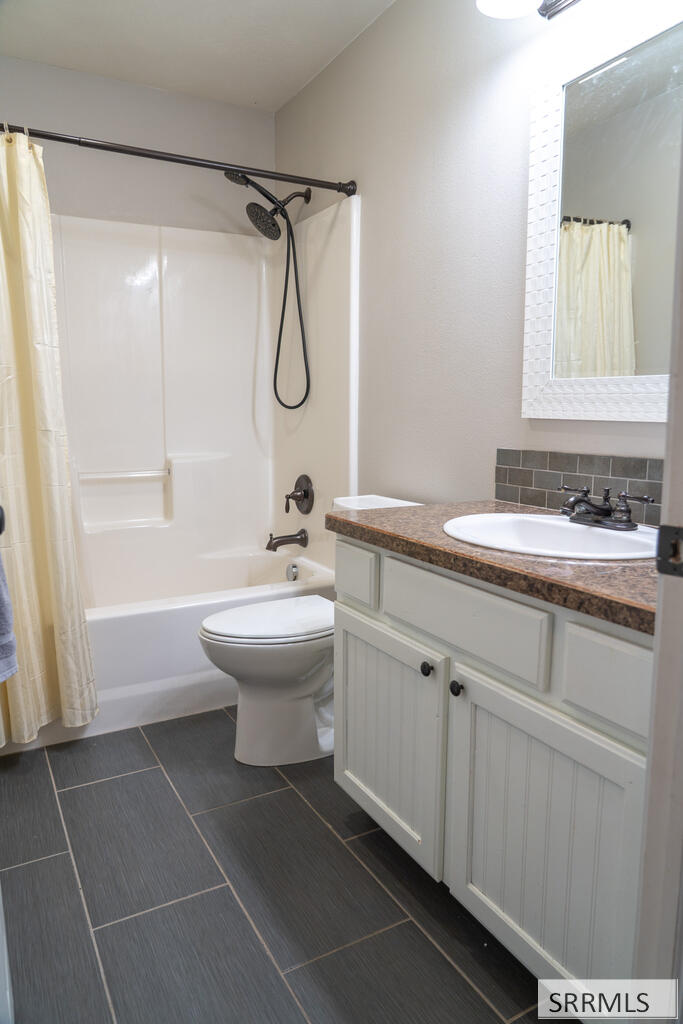 27 N White Pine Lane Property Photo 9