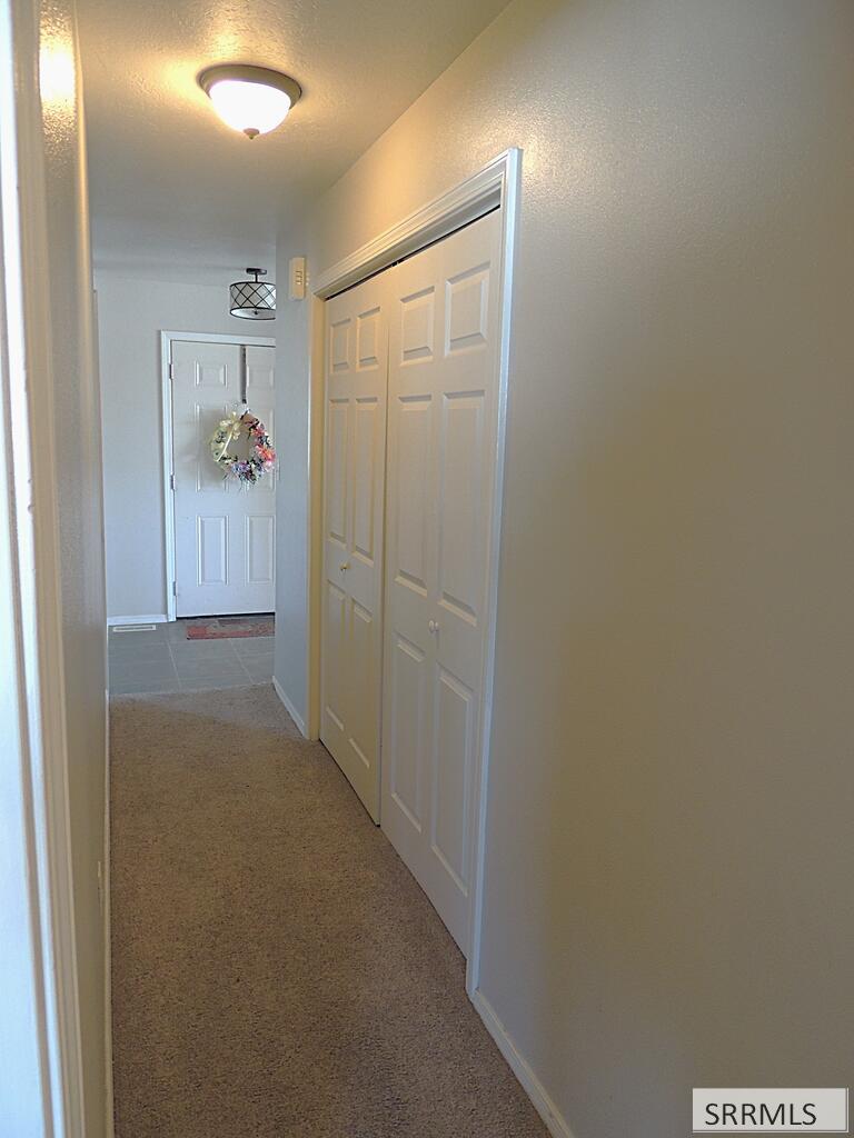 27 N White Pine Lane Property Photo 11
