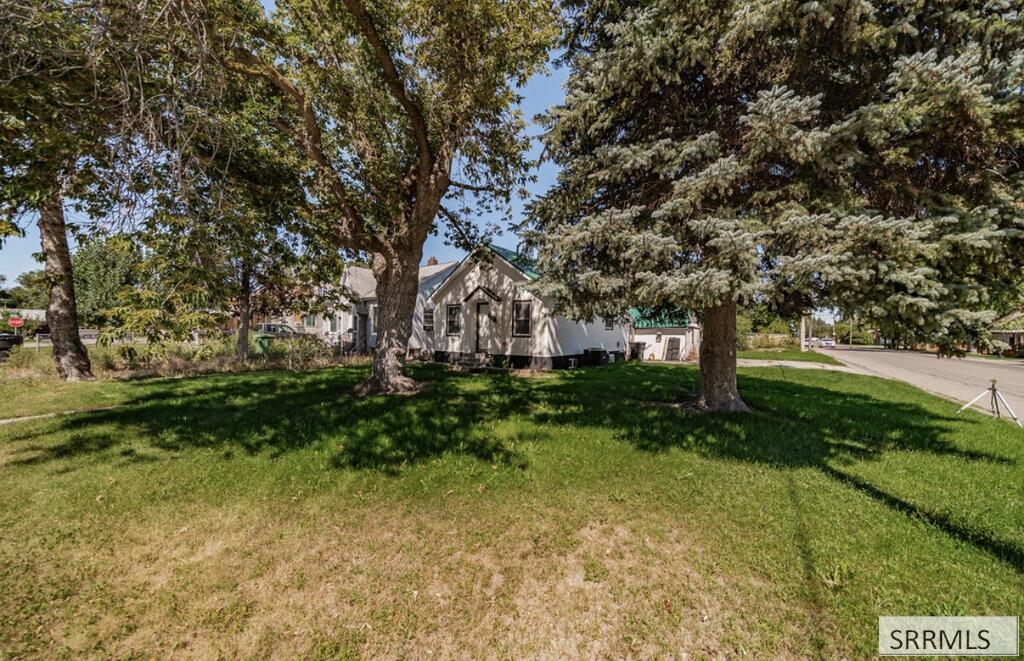 119 Idaho Avenue Property Photo 8